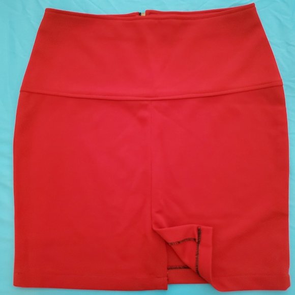 2 Medium Size Skirts - Picture 6 of 8